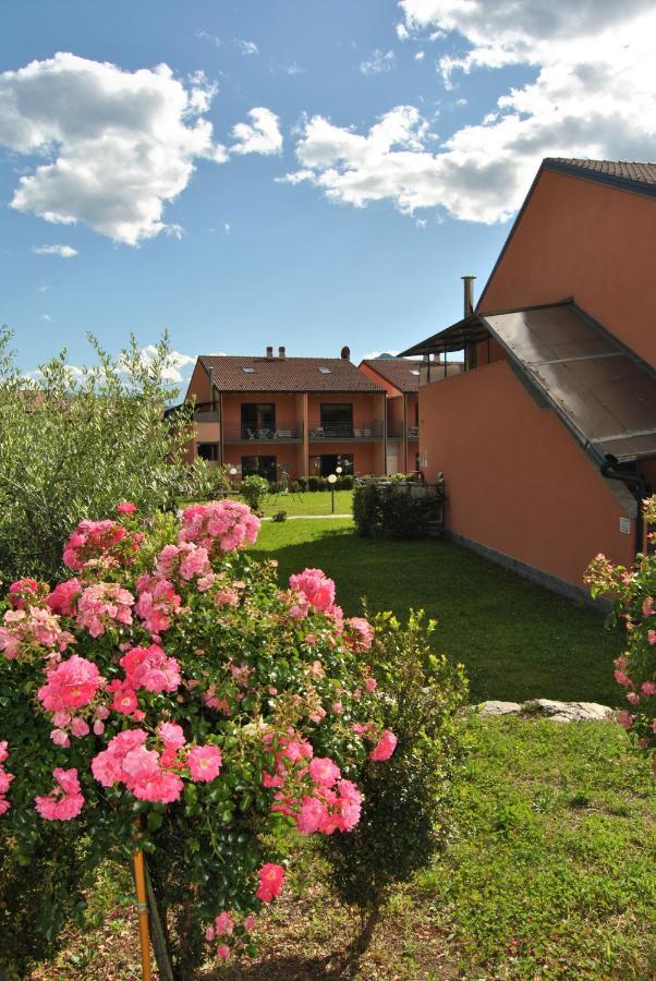 Residence Oasi Del Viandante Lake Como Exterior foto